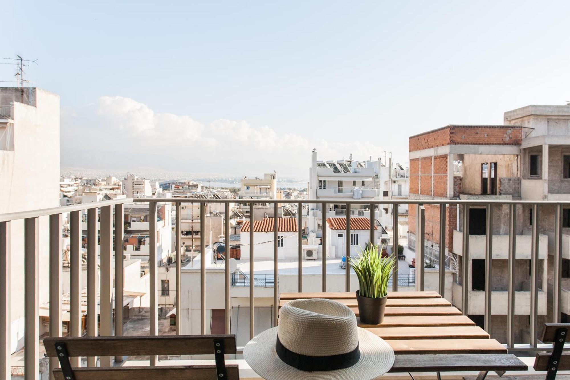 Wyz Piraeus Aparthotel Εξωτερικό φωτογραφία